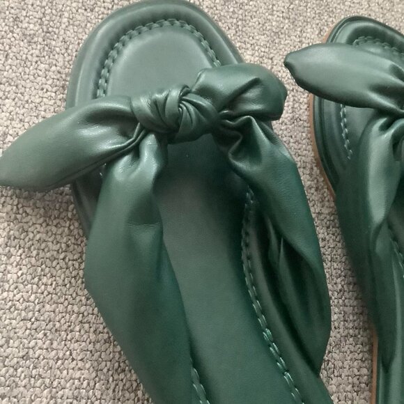 Sandals Womens Size 9 Green True to Size - Picture 4 of 4